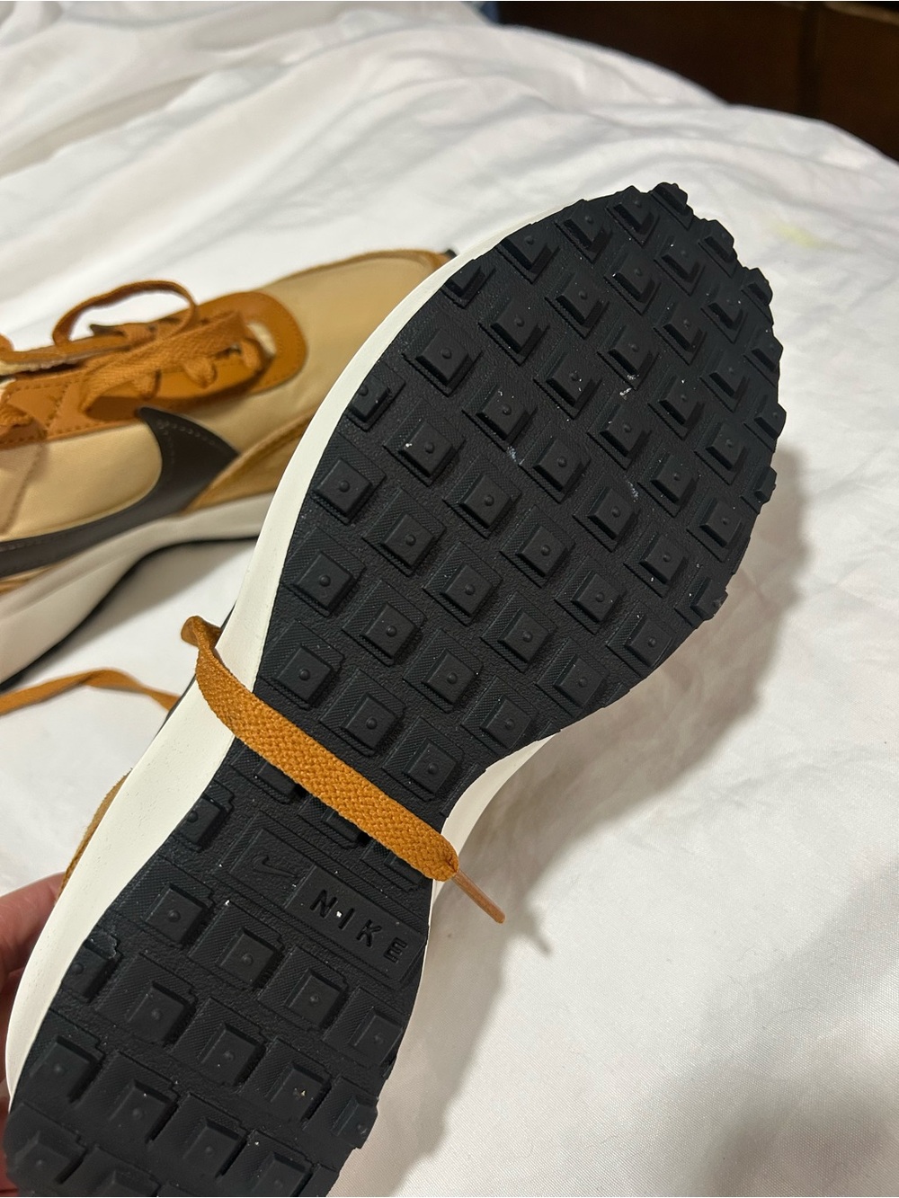 Nike women’s waffle 8.5 NWT - Picture 4 of 4